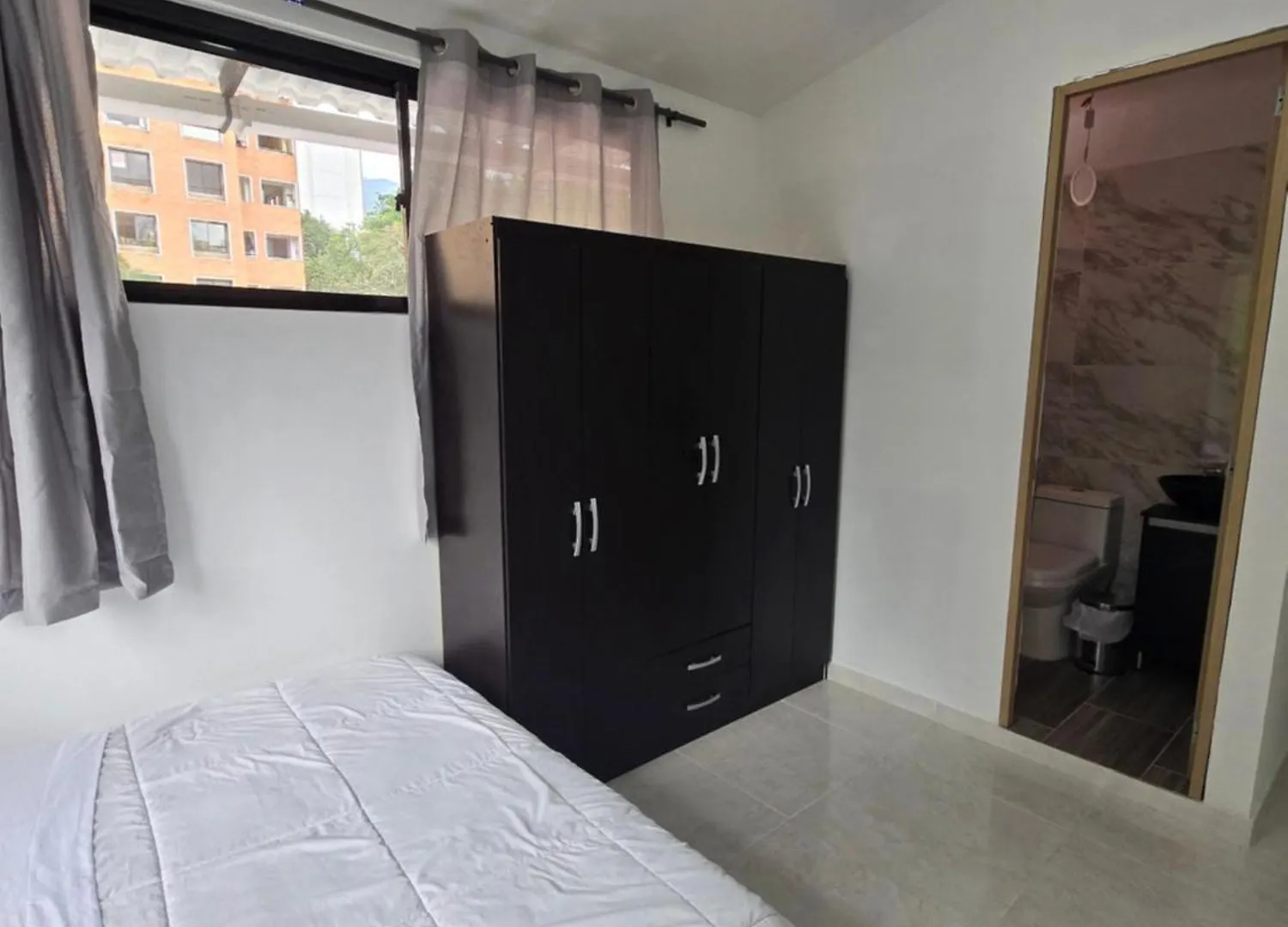 Pilarica Gardens Apartment Medellin 0*,  Colombia