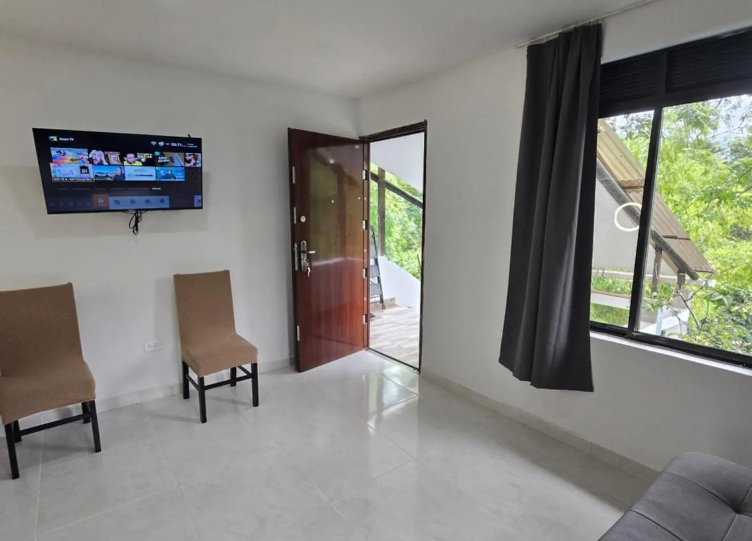 Pilarica Gardens Apartment Medellin