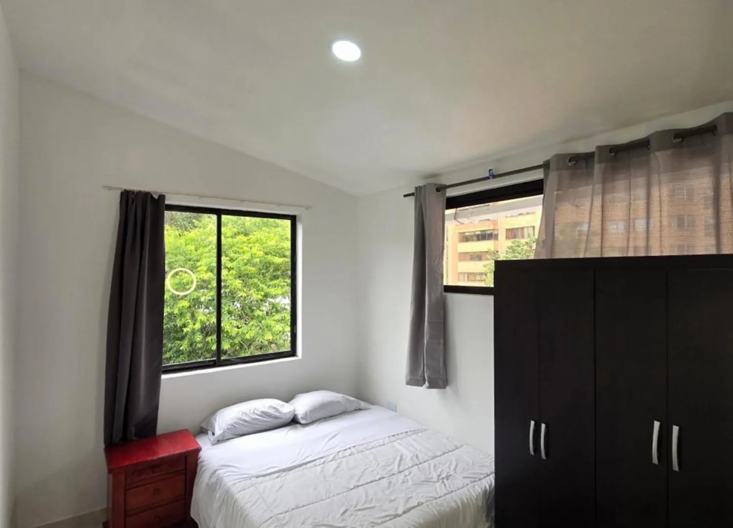 Pilarica Gardens Apartment Medellin